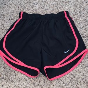 Women nike shorts